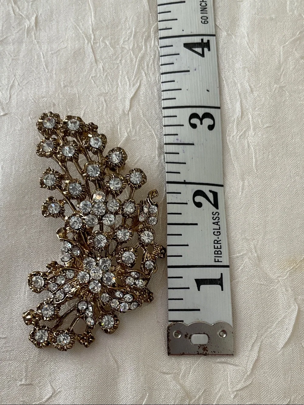Vintage Gold Crystal Floral Brooch Pin - Clear Rhinestones
